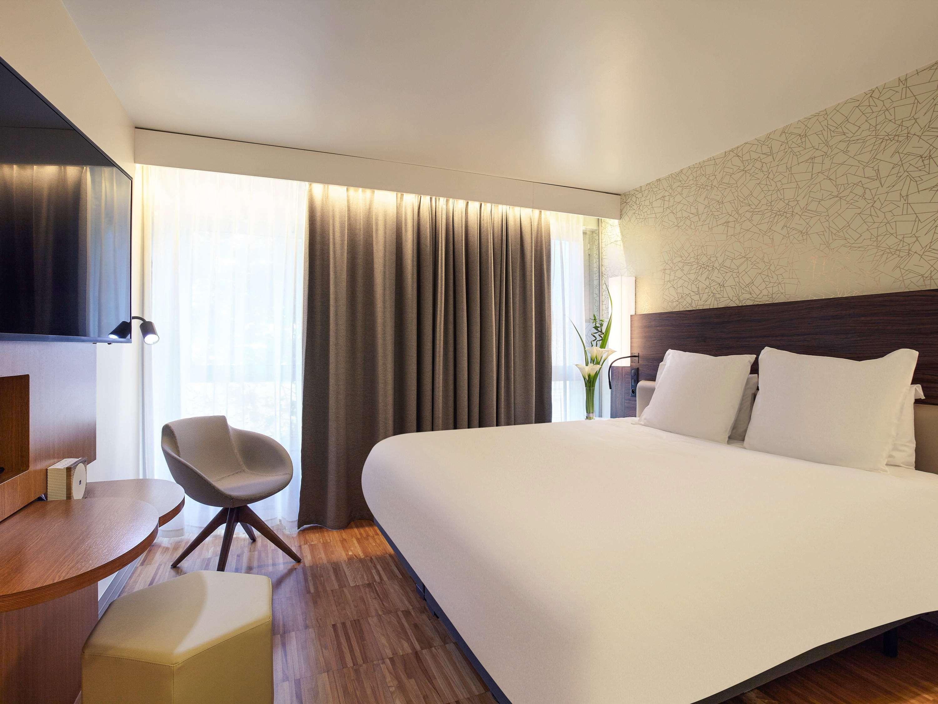 Mercure Arc De Triomphe Etoile Hotel Parijs